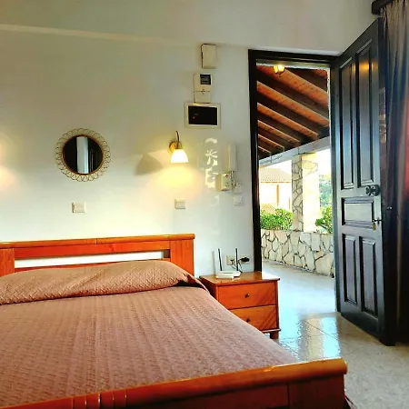 Eden Garden Apartament Ixia (Rhodes)